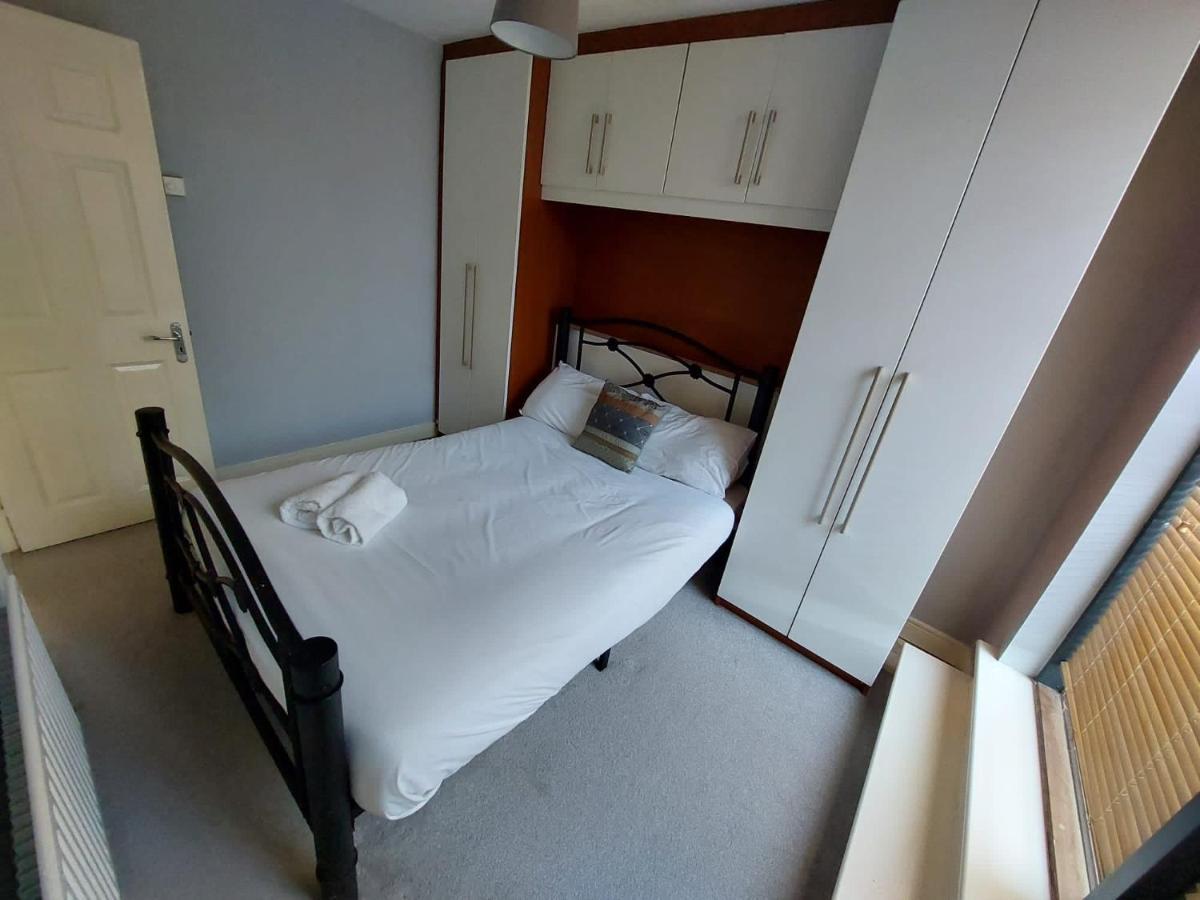 D13 Self Catering Townhouse Apartment Dublin Exterior photo